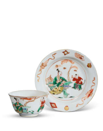A FAMILLE VERTE CUP AND SAUCER - photo 1