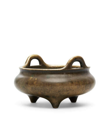 A BRONZE TRIPOD CENSER - фото 3