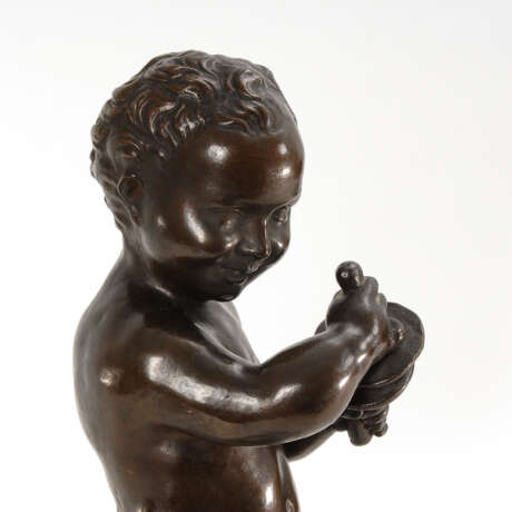 Musizierender Putto mit Zimbeln. - Foto 2