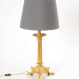 Tischlampe mit Neoromanik-Bronzeleuchte - Foto 1