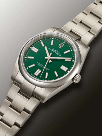 ROLEX, STAINLESS STEEL ‘OYSTER PERPETUAL’, REF. 124300 - фото 2