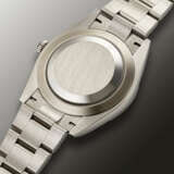 ROLEX, STAINLESS STEEL ‘OYSTER PERPETUAL’, REF. 124300 - фото 3