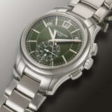 PATEK PHILIPPE, STAINLESS STEEL ANNUAL CALENDAR CHRONOGRAPH WRISTWATCH, WITH GREEN DIAL, REF. 5905/1A-001 - Foto 2