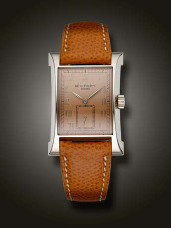 PATEK PHILIPPE, LIMITED SERIES WHITE GOLD ‘PAGODA’, REF. 5500G - фото 1
