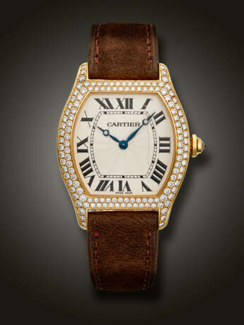 CARTIER, YELLOW GOLD AND DIAMOND-SET ‘TORTUE’, REF. 2496 - фото 1