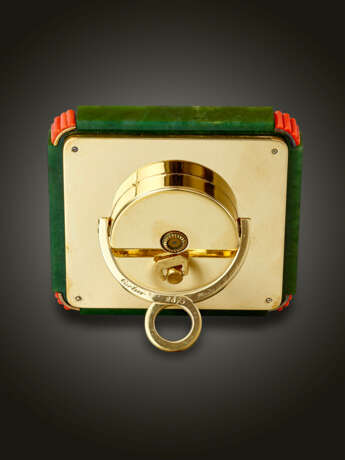 CARTIER, ART DECO NEPHRITE JADE, GILT, CORAL, YELLOW GOLD AND GEM EIGHT DAY CLOCK - photo 3