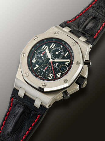 AUDEMARS PIGUET, STAINLESS STEEL CHRONOGRAPH ‘ROYAL OAK OFFSHORE’, REF. 26470ST - Foto 2