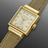 PATEK PHILIPPE, YELLOW GOLD SQUARE WRISTWATCH, WITH BREGUET NUMERALS, REF. 1486 - фото 2