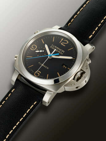 PANERAI, LIMITED EDITION STAINLESS STEEL FLYBACK CHRONOGRAPH 'LUMINOR 1950', NO. 1002/1500, REF. PAM00524 - photo 2