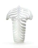 TYRA LUNDGREN. Vase model