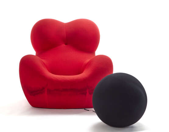 Gaetano Pesce. Armchair with footrest of the series "Up… - фото 1