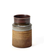 Нанни Валентини. Nanni Valentini. Cylindrical vase. Execution by Ceramica…