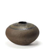 Нанни Валентини. Nanni Valentini. Vase. Arcore, 1970s. Black and brown gla…