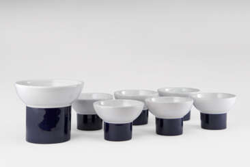 Set consisting of six bowls and a stand.…