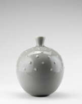 Giovanni Gariboldi. Globular jar with pois a rilievo. Execut…