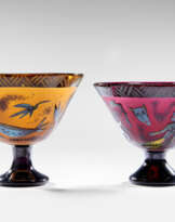 Ulrica Hydman Vallien. Two unique small bowls in orange and ame…