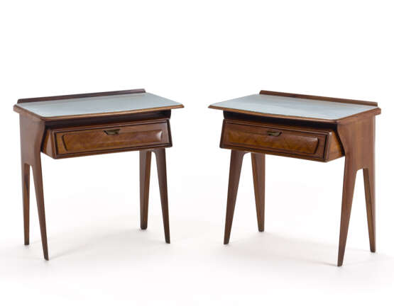 Ico Parisi. Pair of bedside tables with one drawer.… - photo 1