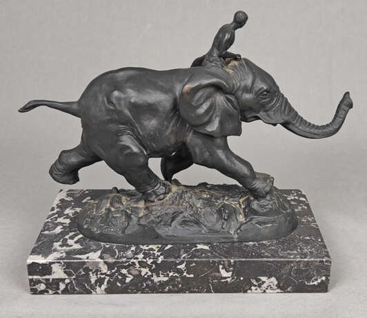 Elefanten Skulptur - фото 3