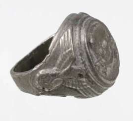 Totenkopf Ring