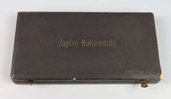 Zapfen-Rollierstuhl im Etui - photo 2