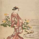 Suzuki Harunobu (1725-1770) | Young woman by a river bank | Edo period, 18th century - фото 1