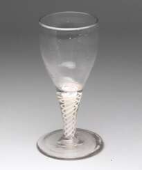 barockes Kelchglas mit Spiralschaft