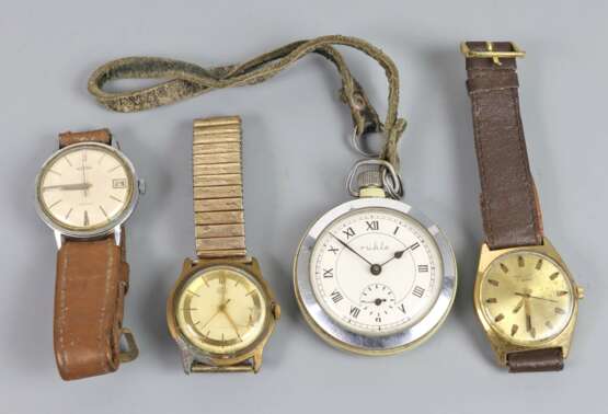 4 Taschen- und Armband-Uhren - Foto 1