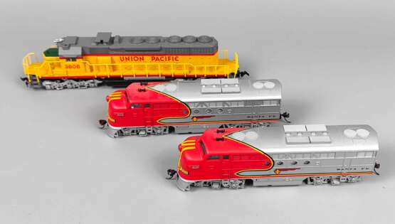 3 Bachmann Dieselloks H0 - photo 1