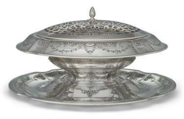 AN AMERICAN SILVER CENTERPIECE BOWL AND STAND AND SILVER-PLATED FLOWER GRID