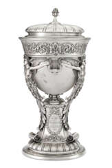 AN AMERICAN SILVER PRESENTATION CUP AND COVER