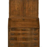 A FEDERAL INLAID CHERRYWOOD AND CHERRYWOOD VENEERED DESK-AND-BOOKCASE - Foto 2