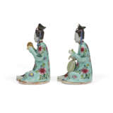 A PAIR OF CHINESE EXPORT PORCELAIN FEMALE MUSICIANS - Foto 3