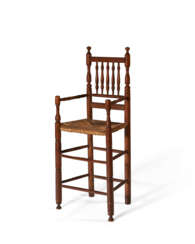 A TURNED MAPLE AND HICKORY CHILD&#39;S HIGH CHAIR
