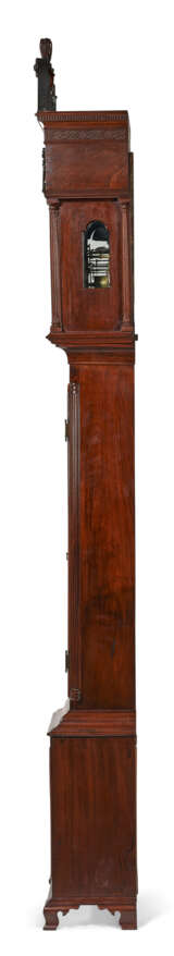 A CHIPPENDALE MAHOGANY TALL-CASE CLOCK - photo 4