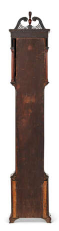 A CHIPPENDALE MAHOGANY TALL-CASE CLOCK - photo 5