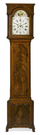 A LATE CHIPPENDALE MAHOGANY TALL-CASE CLOCK - фото 1