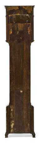 A LATE CHIPPENDALE MAHOGANY TALL-CASE CLOCK - photo 4