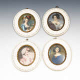 4 Elfenbein-Miniaturen: Damenbildnisse. - Foto 1