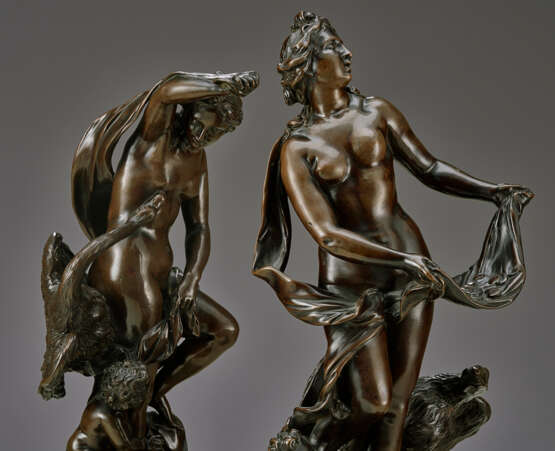 A PAIR OF BRONZE GROUPS OF LEDA AND THE SWAN AND DANAE AND ZEUS - Foto 7
