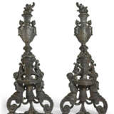 A PAIR OF BRONZE ANDIRONS IN THE MANNER OF NICCOL&#210; ROCCATAGLIATA - фото 3