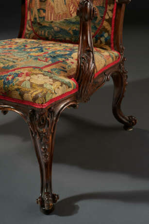 A PAIR OF GEORGE III CARVED FRUITWOOD ARMCHAIRS - Foto 8