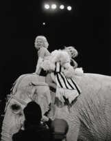 ERIKA STONE (NÉE EN 1924)