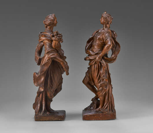 A PAIR OF TERRACOTTA ALLEGORICAL FIGURES OF ABUNDANCE AND FORTUNE - photo 3