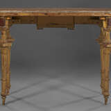 A PAIR OF NORTH ITALIAN GILTWOOD, FAUX PORPHYRY, LAPIS LAZULI AND MARBLE-MOUNTED CONSOLES - Foto 10
