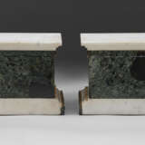A PAIR OF ITALIAN GILT-BRONZE-MOUNTED VERDE ANTICO AND WHITE MARBLE STANDS - фото 4