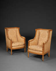 A PAIR OF LOUIS XVI STYLE GILTWOOD BERGERES A OREILLES