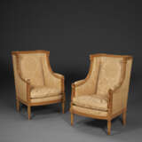A PAIR OF LOUIS XVI STYLE GILTWOOD BERGERES A OREILLES - фото 1