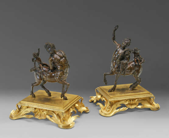 A PAIR OF BRONZE MODELS OF THE FURIETTI CENTAURS - photo 1