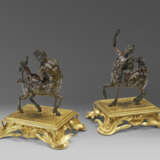 A PAIR OF BRONZE MODELS OF THE FURIETTI CENTAURS - фото 1