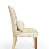 A PAIR OF SATIN-BIRCH, AMBOYNA AND WALNUT SIDE CHAIRS - photo 4